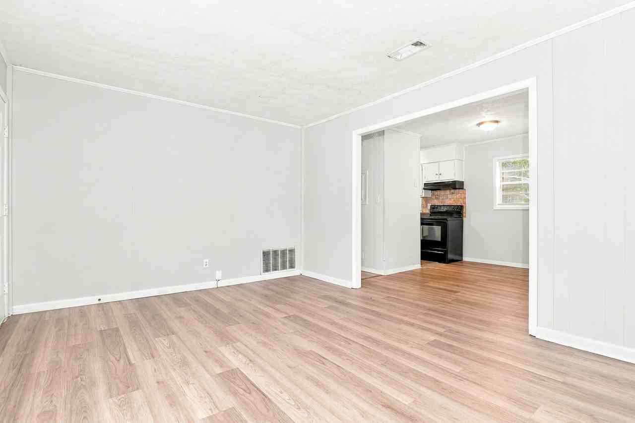 10204 Allen Dr Sw - Photo 4 of 17