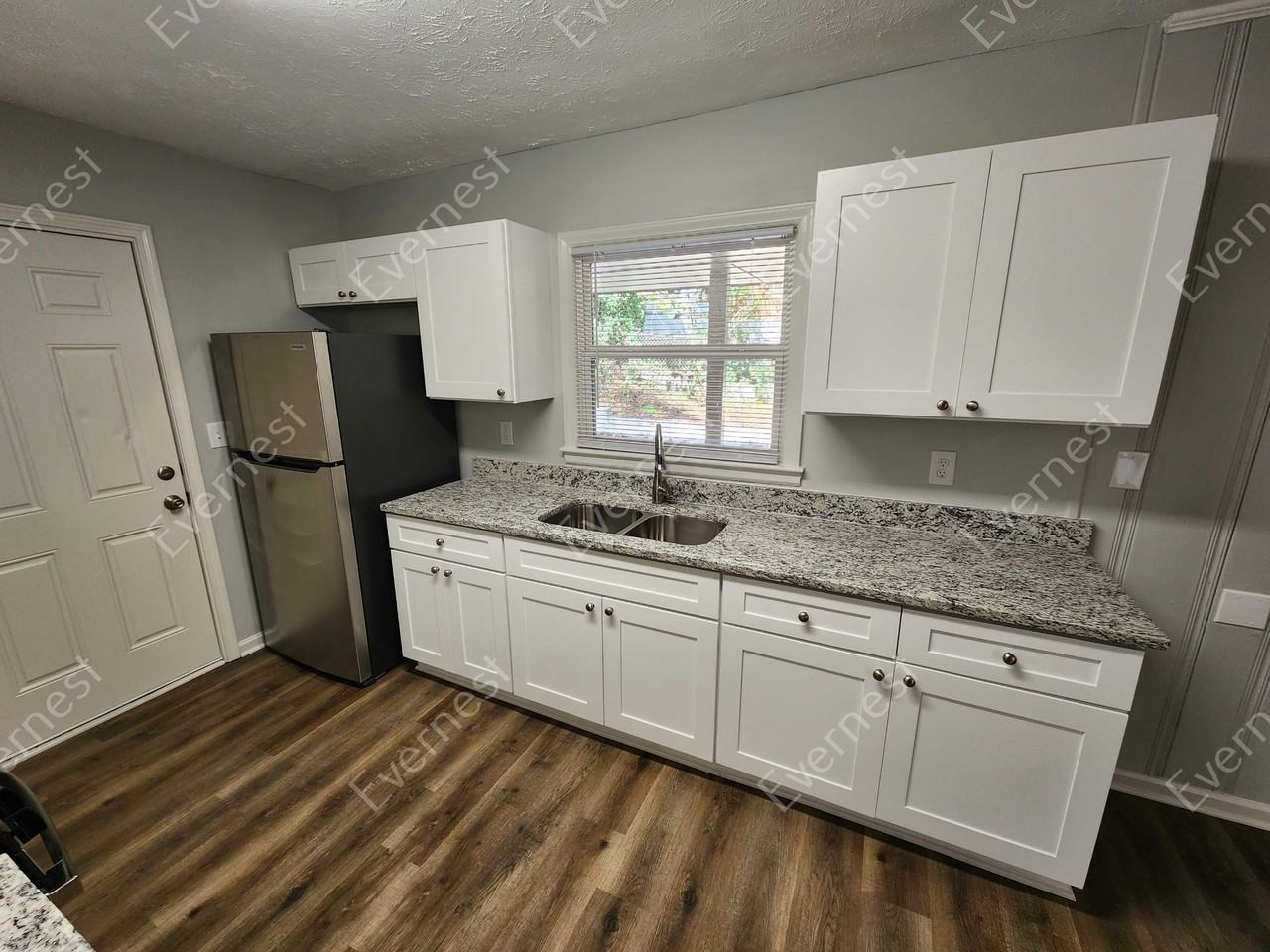 1598 San Gabriel Ave - Photo 4 of 26
