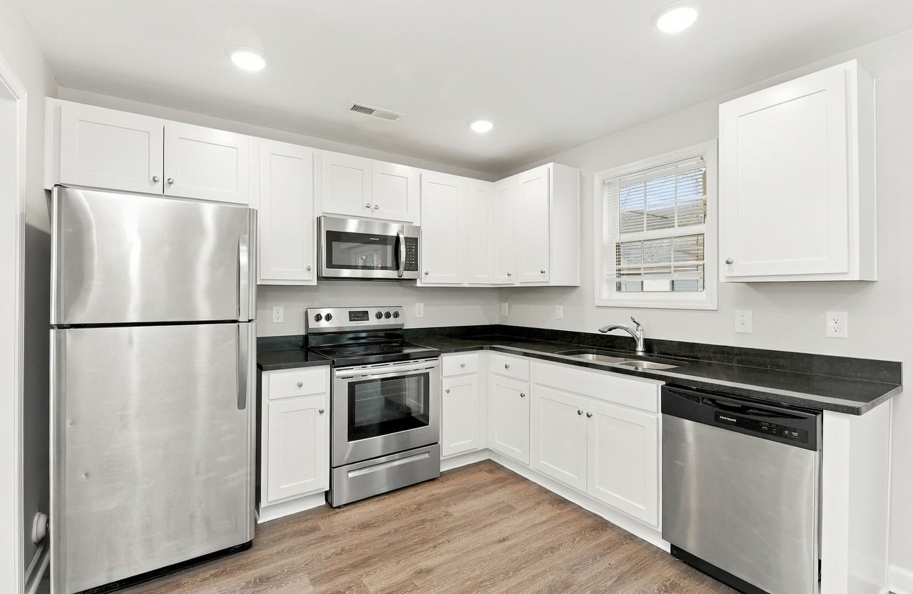 336 Corban Ave Sw - Photo 6 of 18