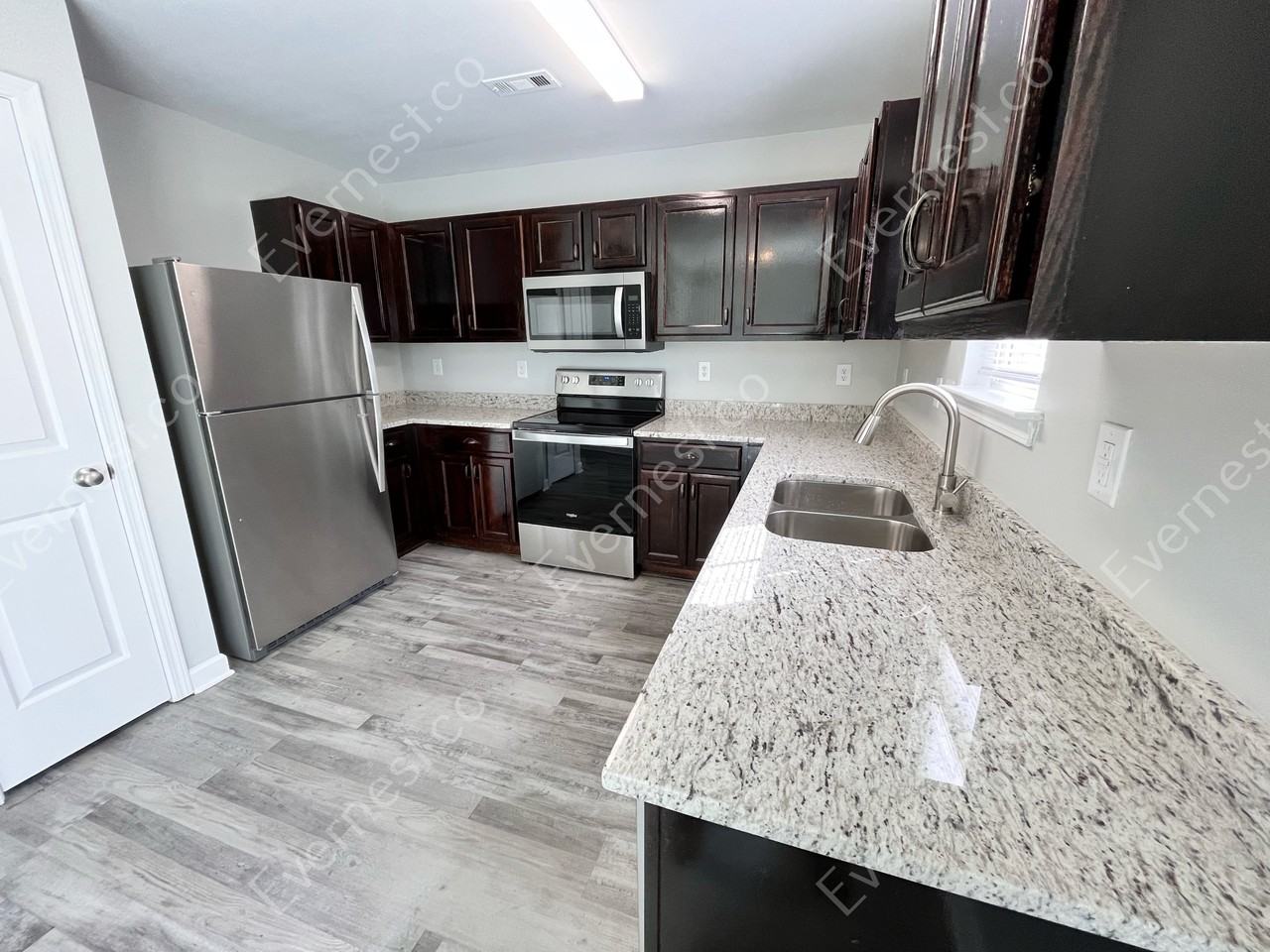 5121 Magnasco Ln - Photo 7 of 25