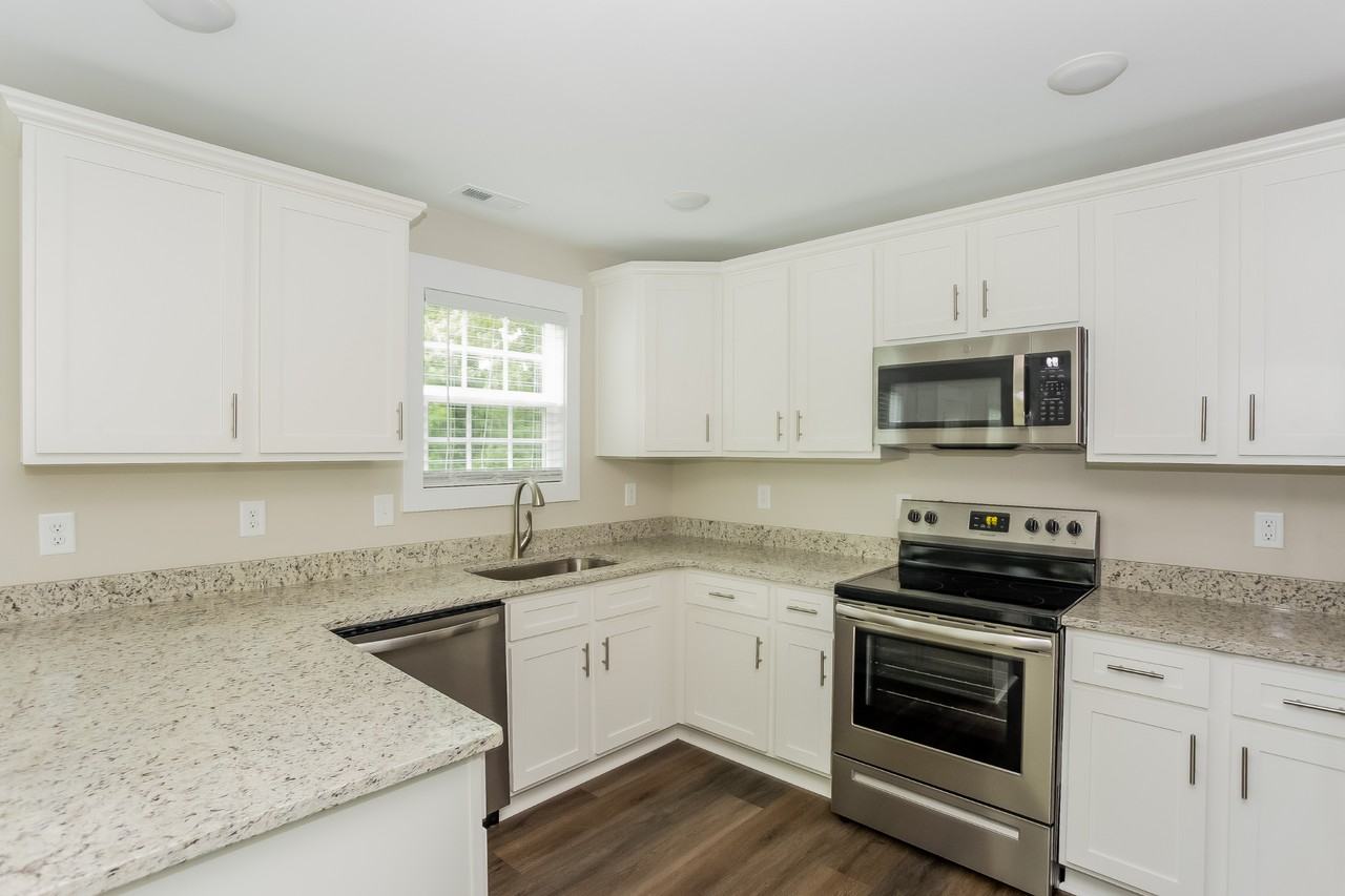 117 Fort Worth Ave - Photo 6 of 16