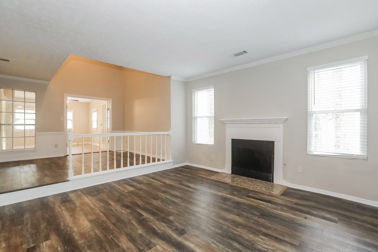 442 Sherwood Oaks Rd - Photo 4 of 19