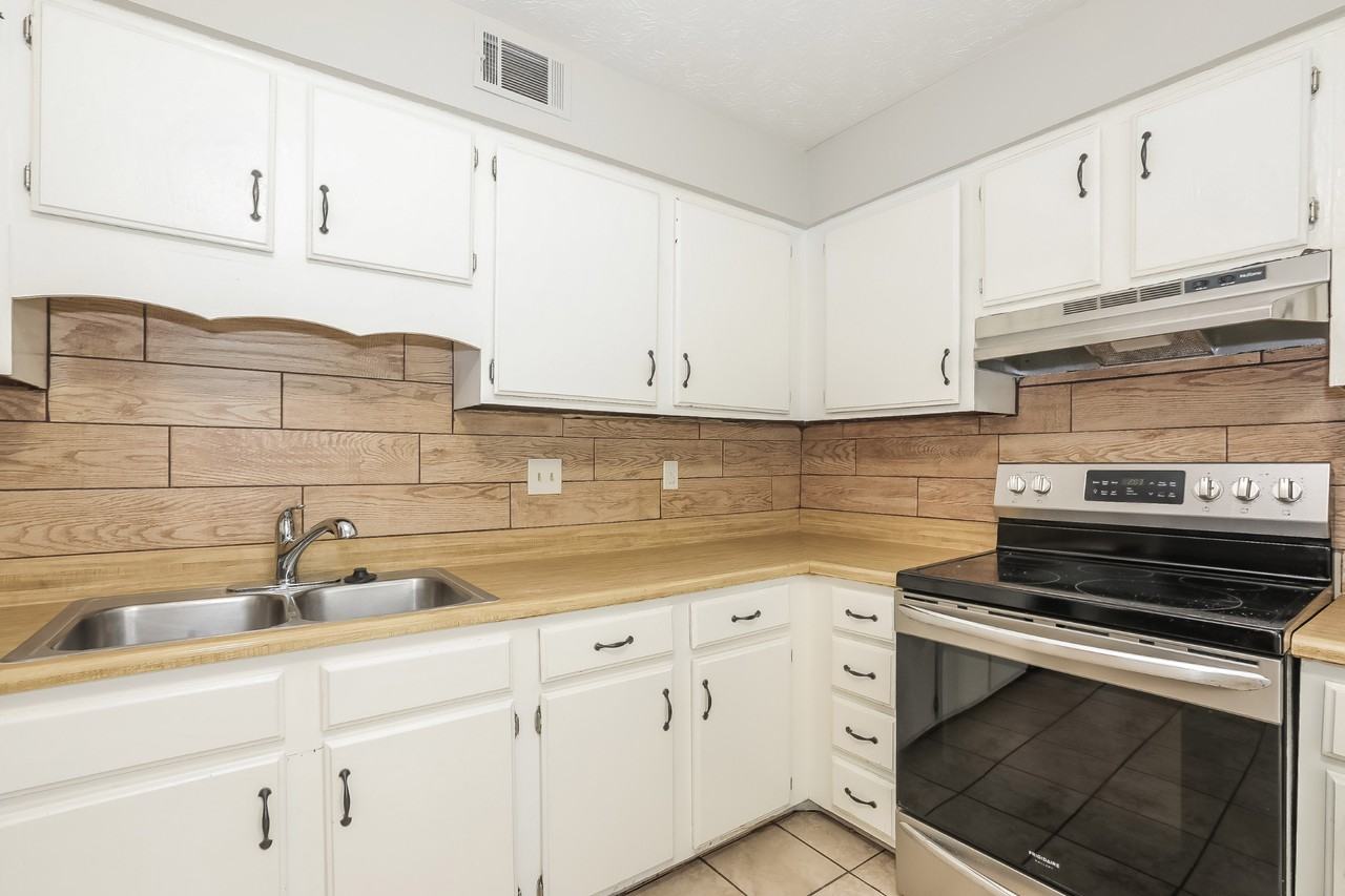 442 Sherwood Oaks Rd - Photo 6 of 19