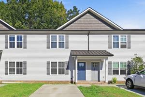 featured image of 155 Mckinnon Ave Ne
