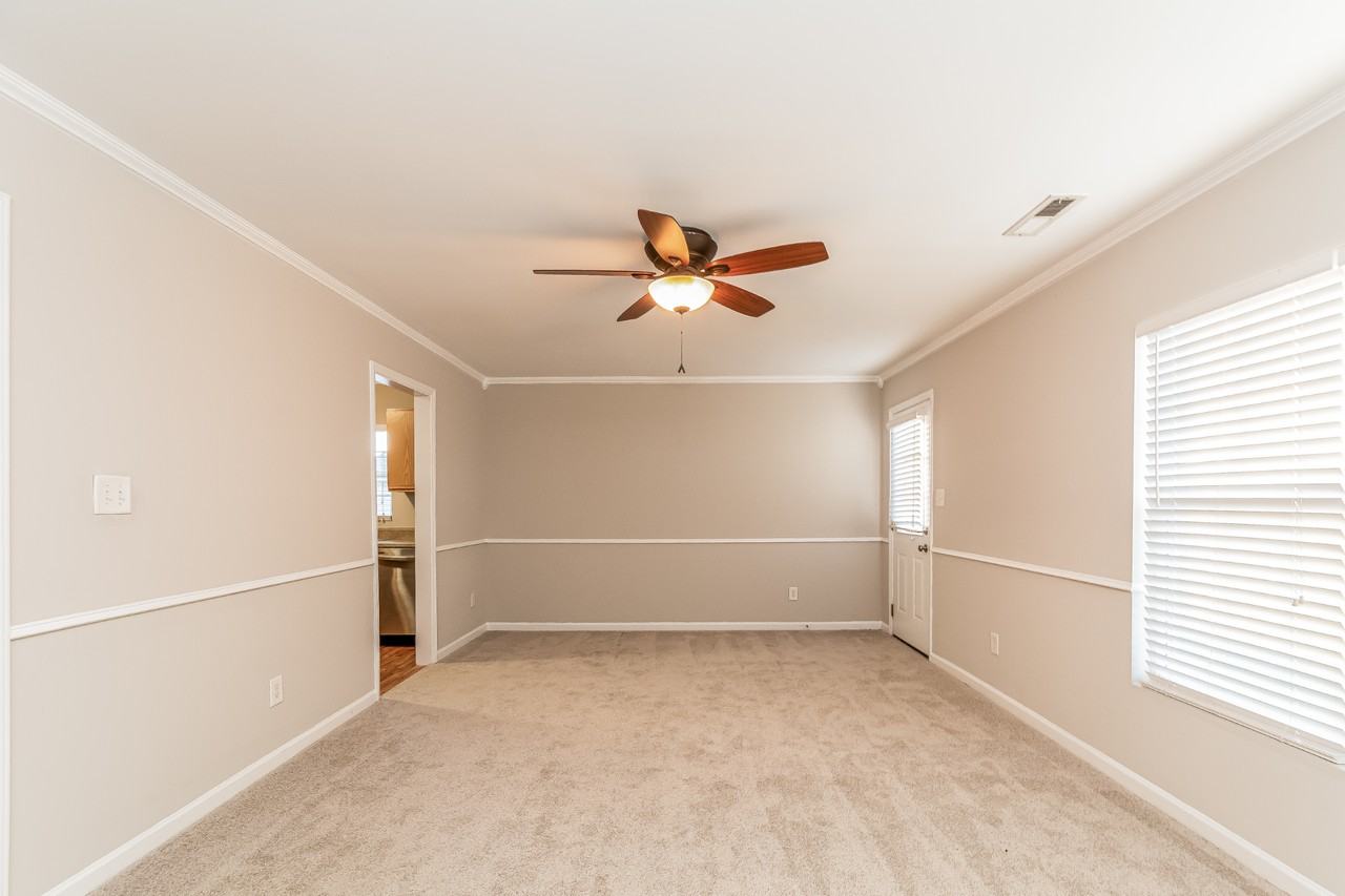 1615 Great Bend Dr - Photo 4 of 16
