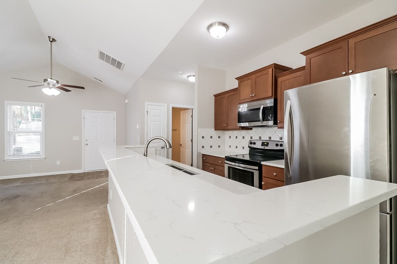 245 Ruby Ridge Rd - Photo 5 of 16