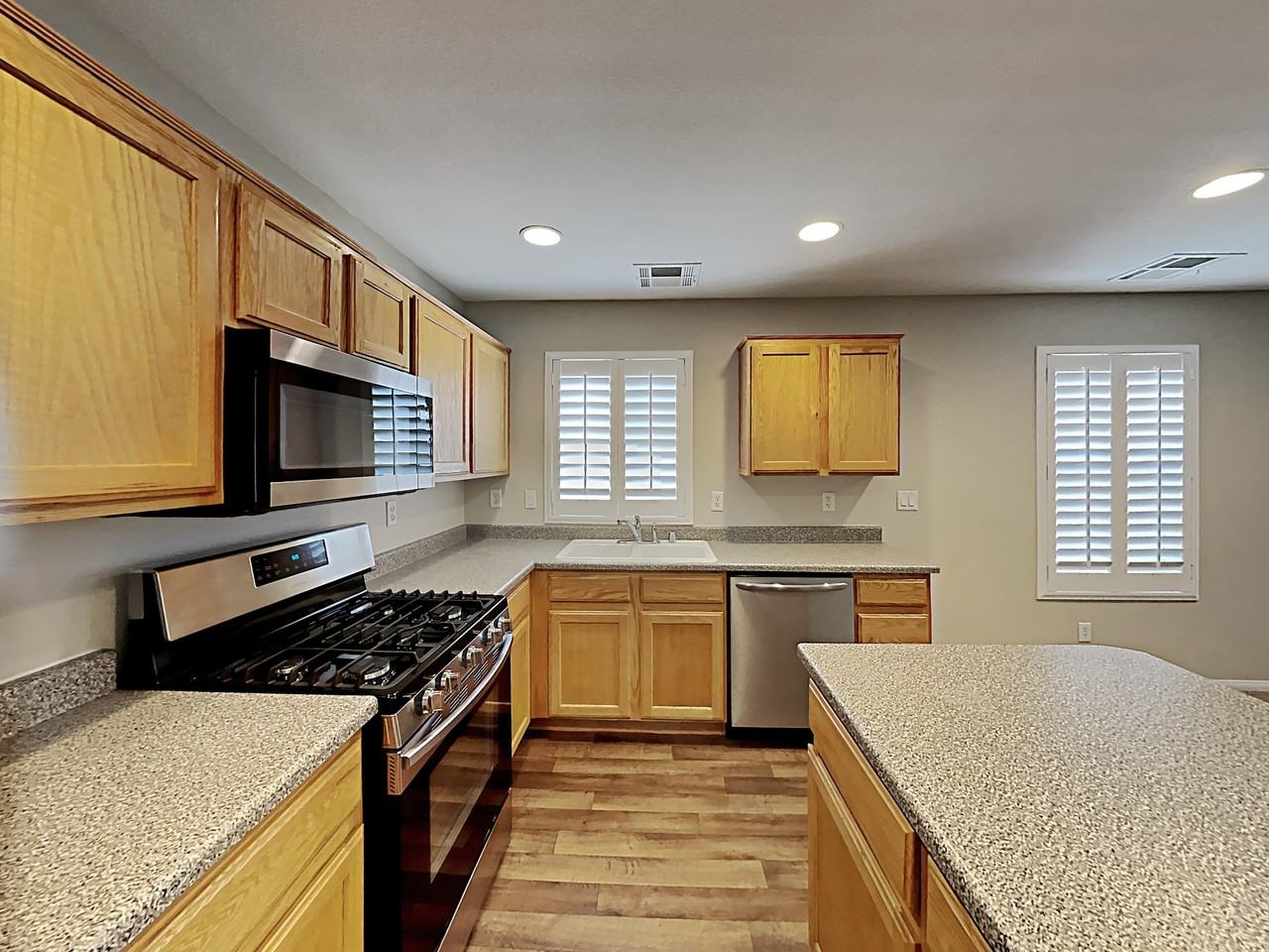 10339 Ladybug Bend St - Photo 7 of 14