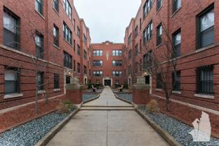3517 N Racine Ave - Photo 1 of 1