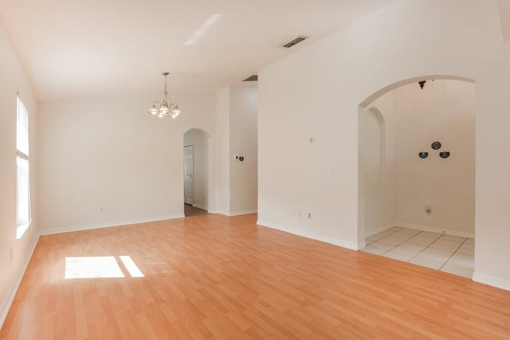 14308 Verano Dr - Photo 3 of 17