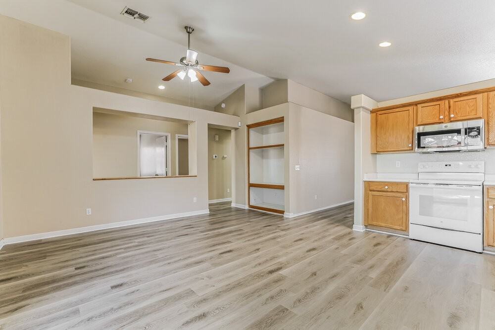 2405 E Browning Pl - Photo 6 of 16