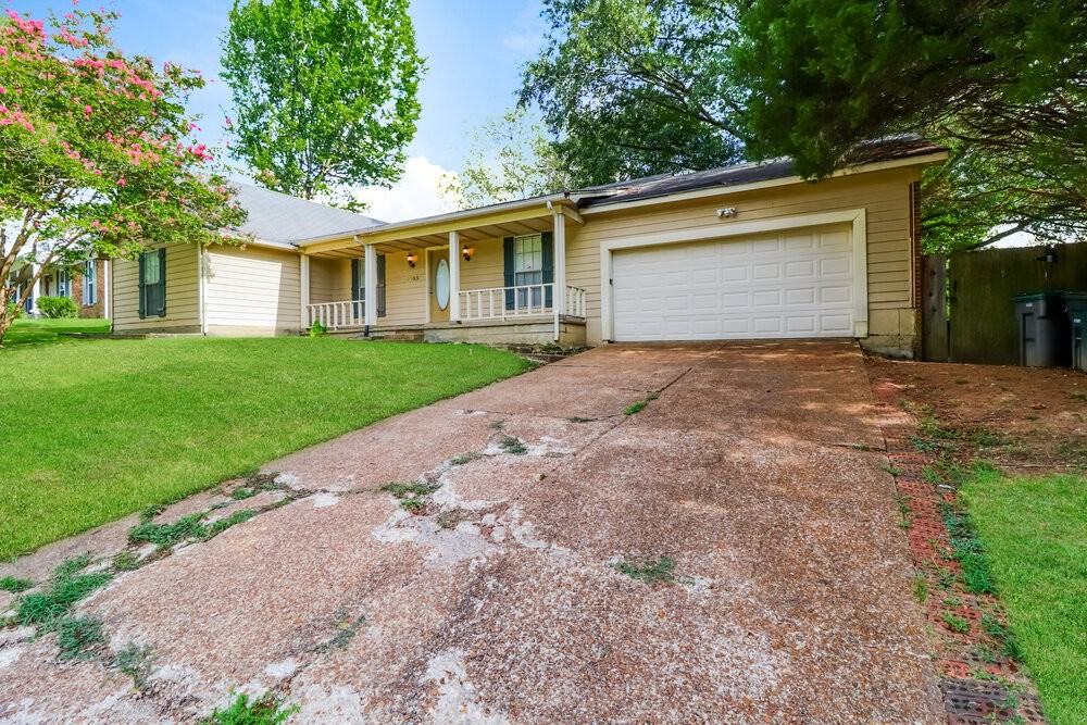 7055 Shadow Oaks Dr - Photo 3 of 25
