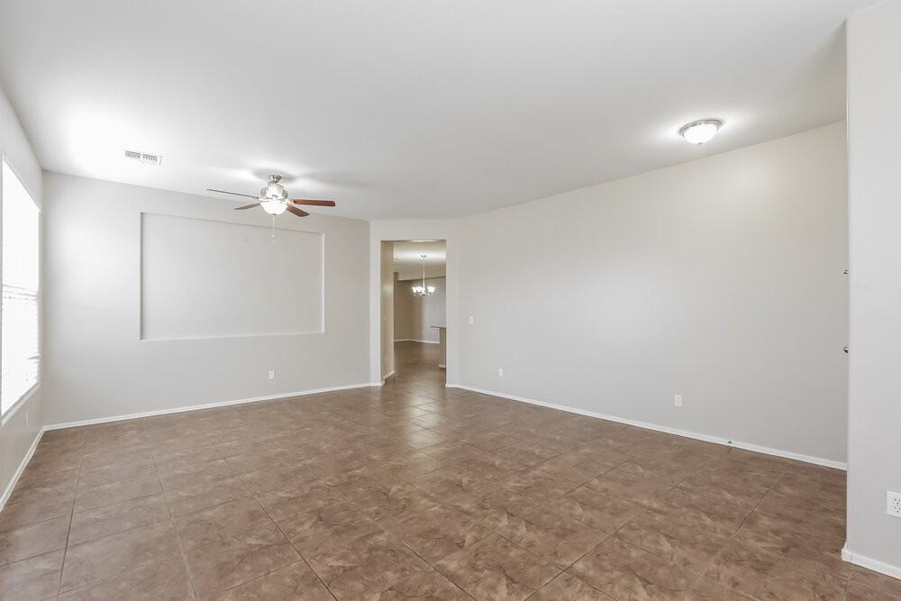 3912 S 101st Ln - Photo 7 of 16