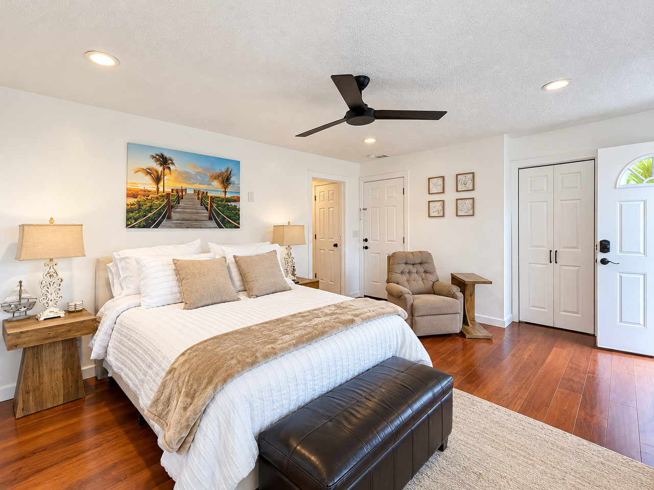 744 Stewart St - Photo 2 of 12