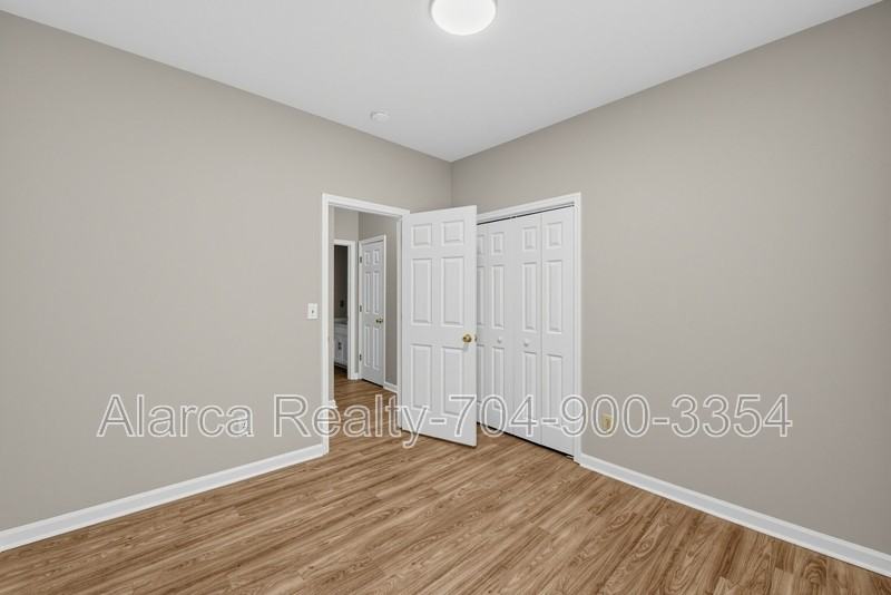 525 Church St - Photo 7 of 25