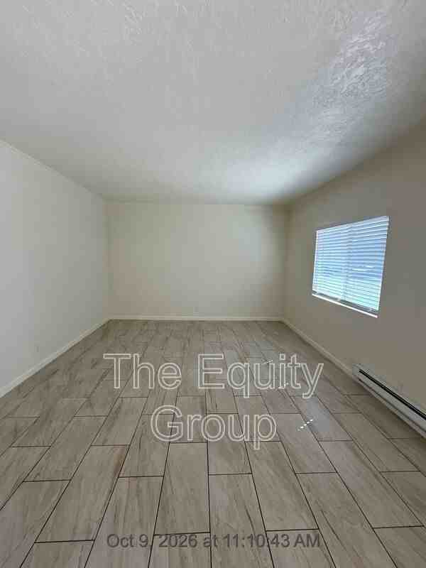 580 S Richmond Ave #1 - Photo 6 of 16