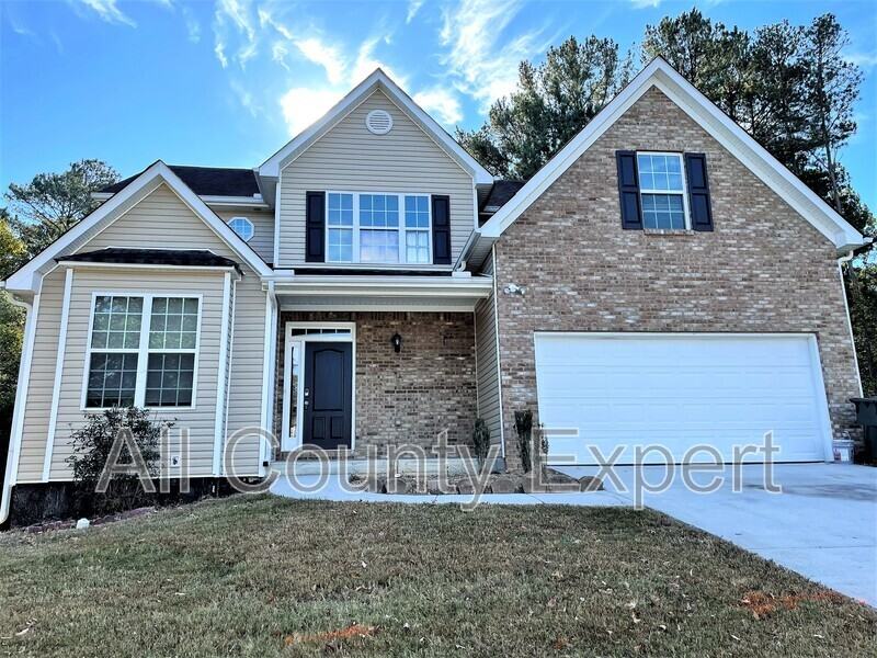 2370 Temple View Ct - Photo 2 of 26