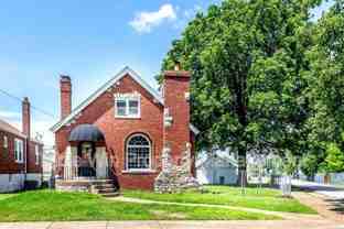 8601 Virgil Ave - Photo 1 of 1