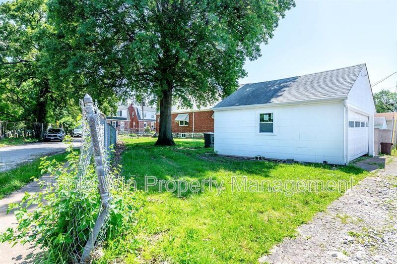 8601 Virgil Ave - Photo 7 of 37