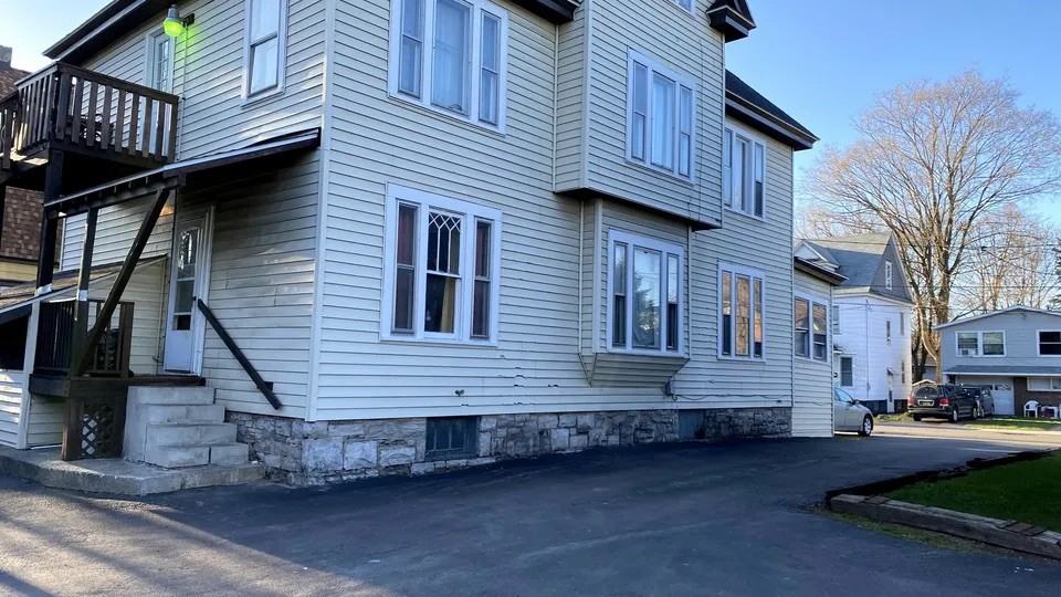 127 Minerva St #3 - Photo 3 of 3