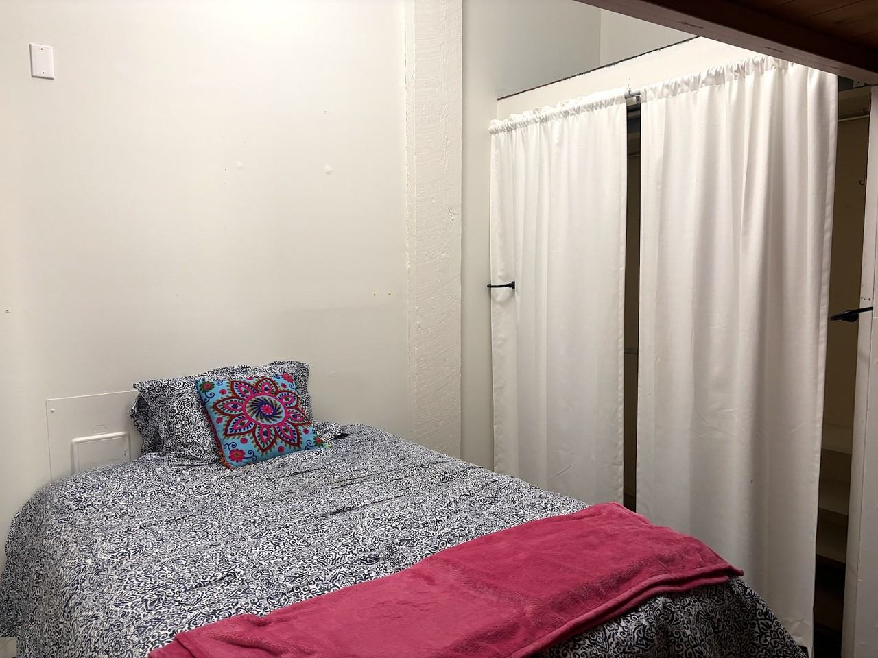 700 Commerce St #219 - Photo 5 of 7