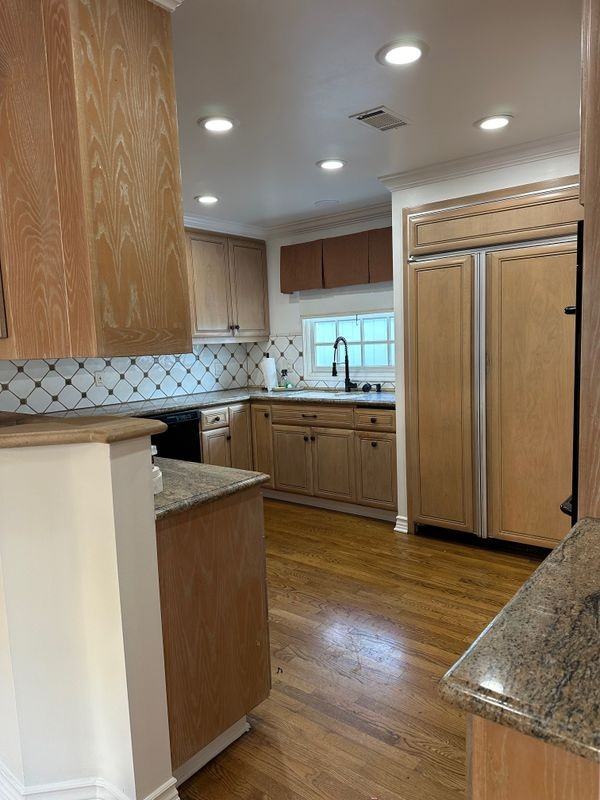 232 Jasmine Ave - Photo 4 of 11