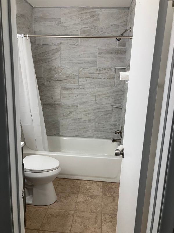 5033 Defford Pl - Photo 5 of 7