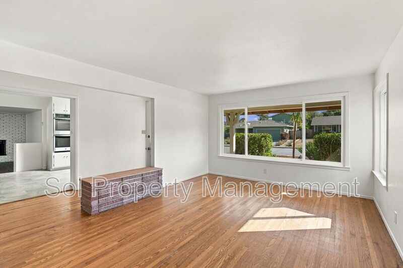 600 Tarragon Dr - Photo 7 of 36