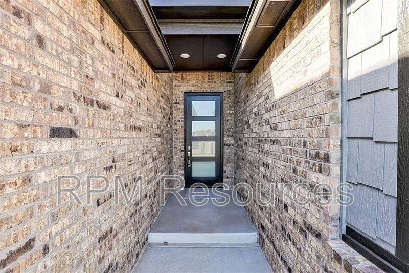 5720 Copper Stone Ct - Photo 2 of 37