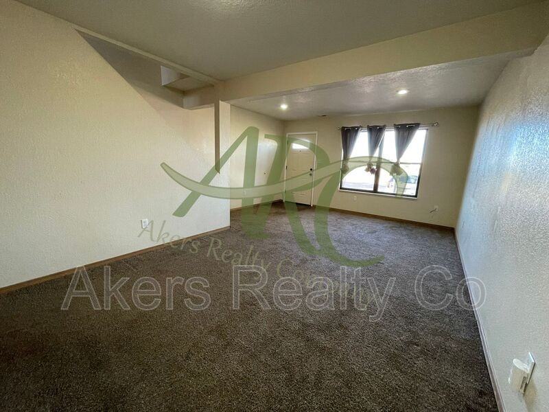 190 E Spaulding Ave - Photo 3 of 13