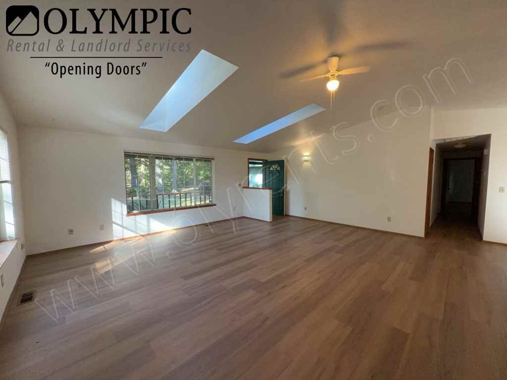 1448 Mix St Nw - Photo 5 of 23