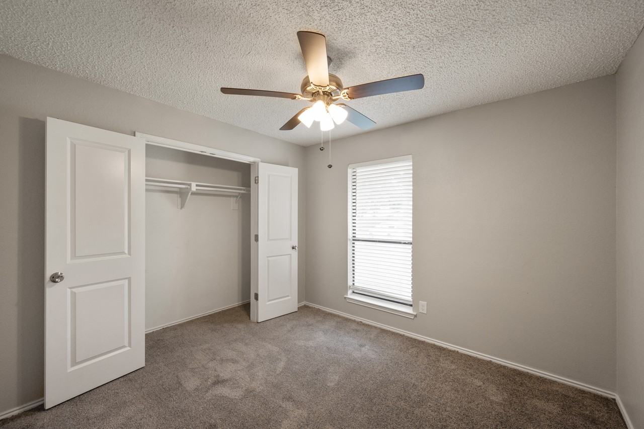 6206 Fernwood Dr - Photo 5 of 28