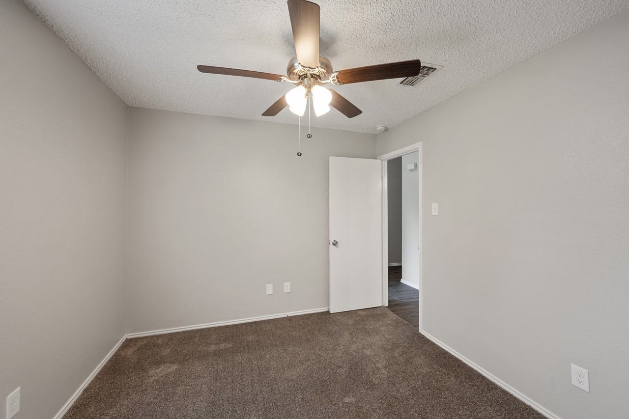 6206 Fernwood Dr - Photo 6 of 28
