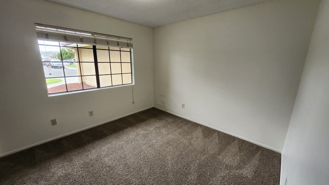 524 Crosby Dr - Photo 7 of 21