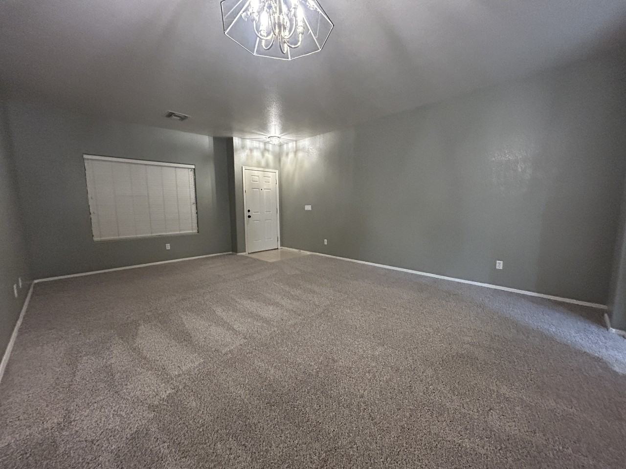 3617 S Loback Ln - Photo 7 of 43