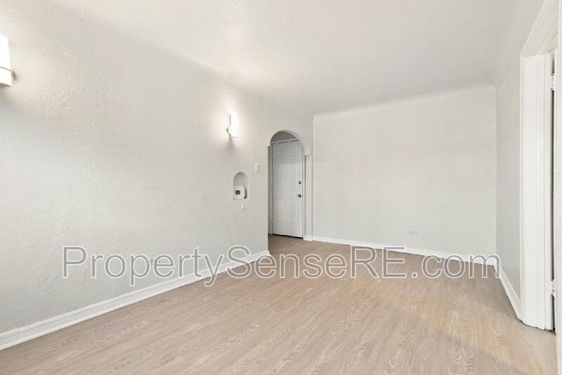 1120 S Logan St #5 - Photo 6 of 16