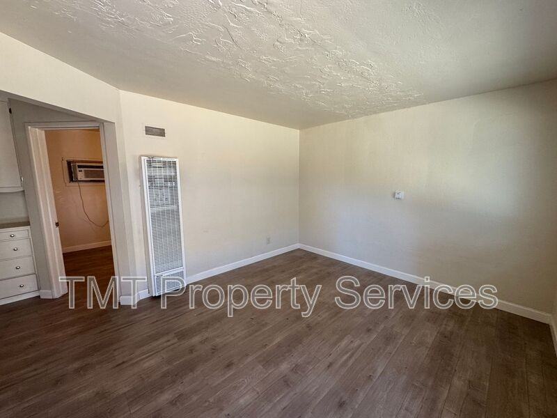 2530 S St #9 - Photo 2 of 15