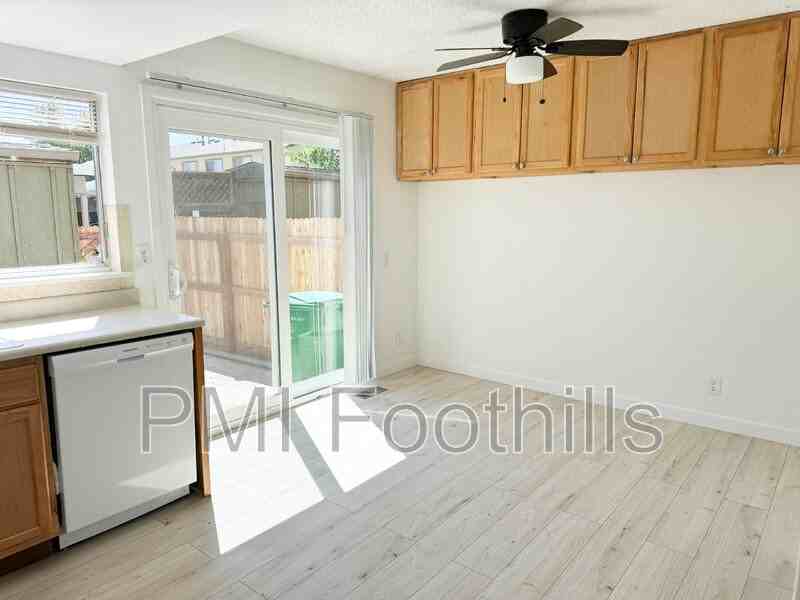 650 S Carr St - Photo 4 of 26