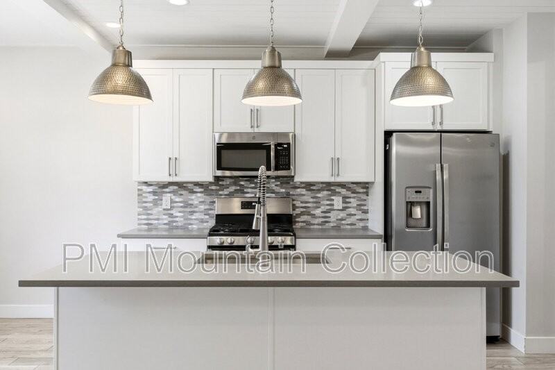 1108 W Wasatch Spring Rd - Photo 3 of 26