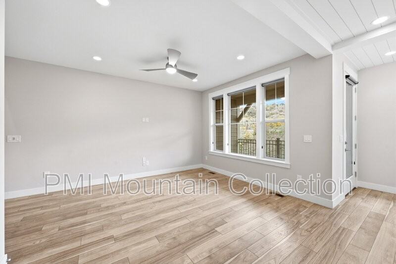 1108 W Wasatch Spring Rd - Photo 7 of 26