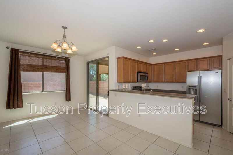 8332 N Johnson Dr - Photo 5 of 19