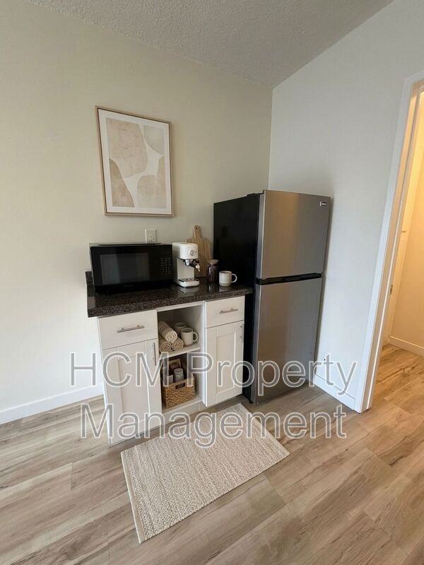 1661 Sawtelle Blvd #2A - Photo 3 of 10