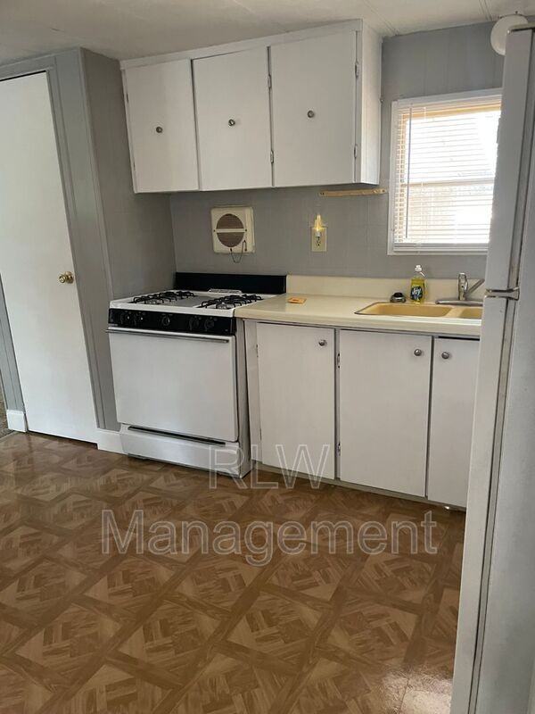 1905 Alice Dr #9 - Photo 5 of 12