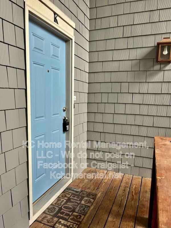12027 W 58th Pl - Photo 3 of 21