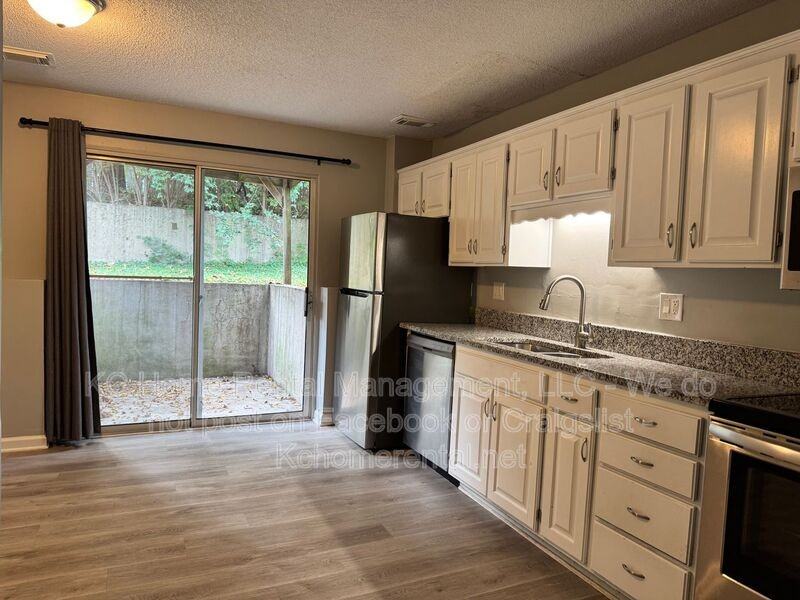 4721 Switzer Rd - Photo 3 of 15