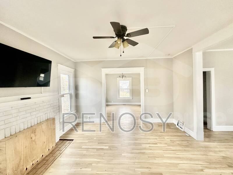 3114 School St - Photo 4 of 31