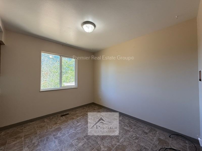 7120 Tilden St - Photo 3 of 12