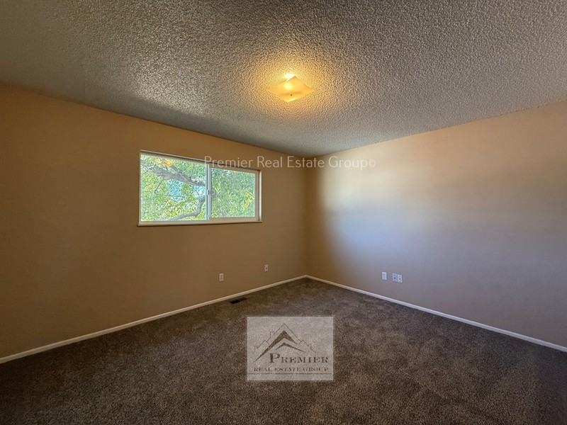 7120 Tilden St - Photo 5 of 12