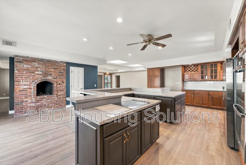 4519 Headwood Dr #10 - Photo 5 of 15