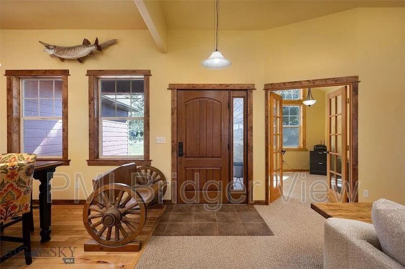 413 Garnet Mountain Way - Photo 4 of 44
