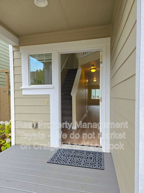 4741 Parker St - Photo 3 of 29